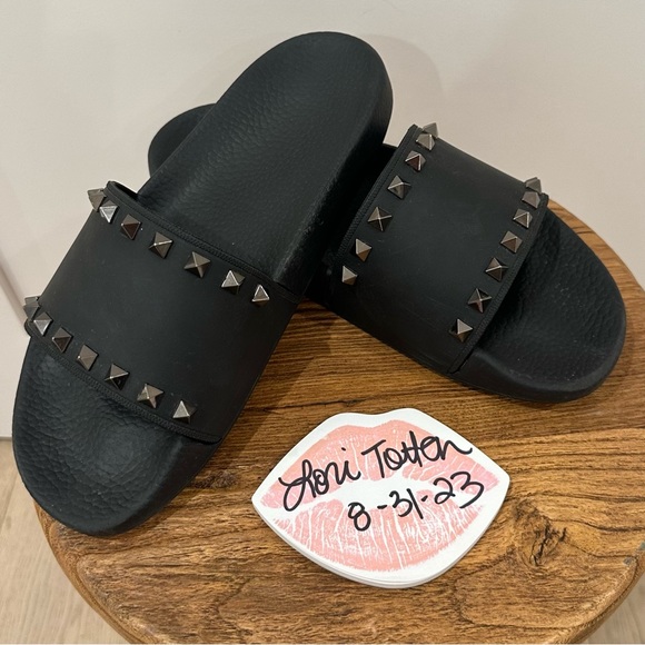 Valentino Garavani Rockstud Rubber Slide Sandal, sz 39 - Picture 4 of 11